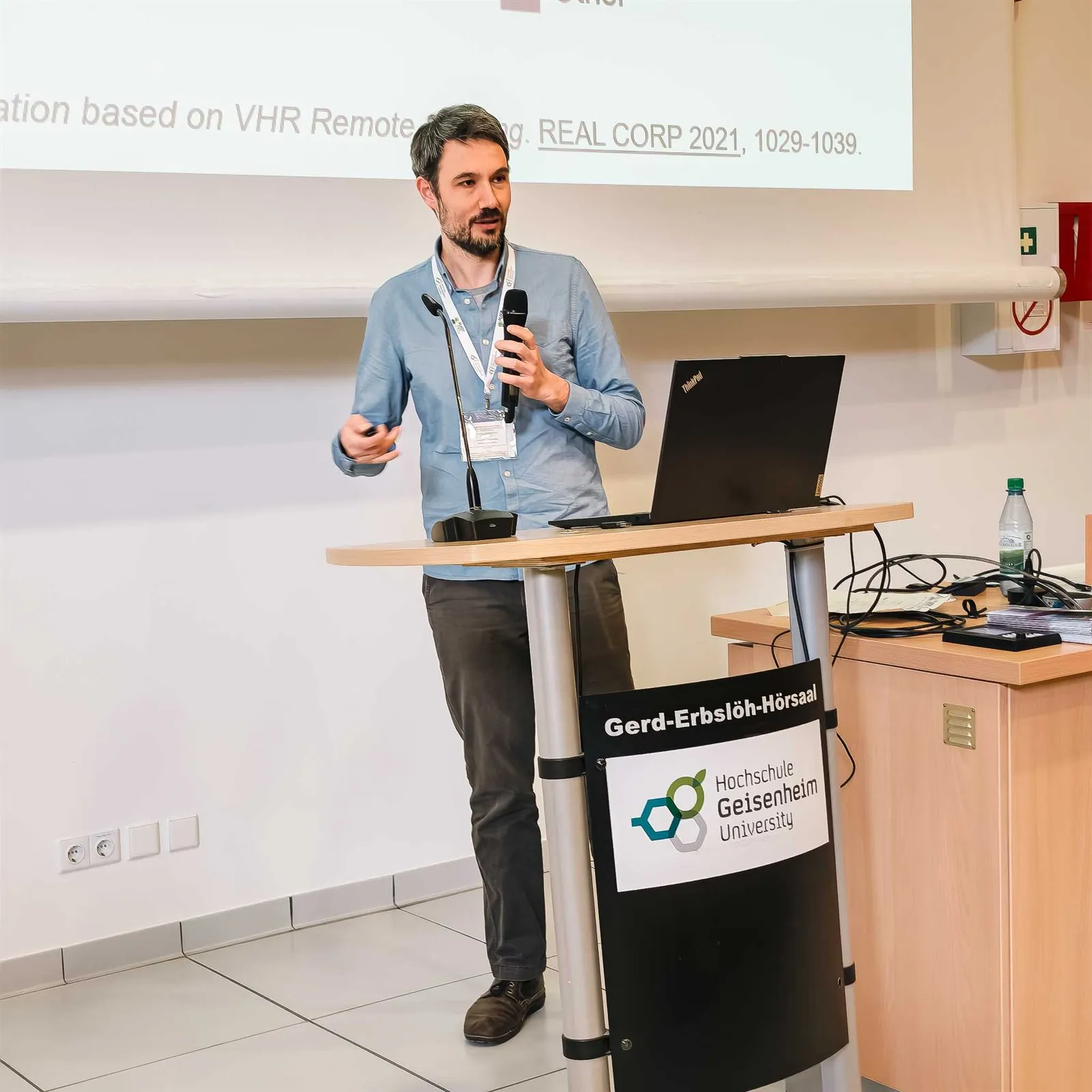 Dr. Tobias Leichtle am Rednerpult