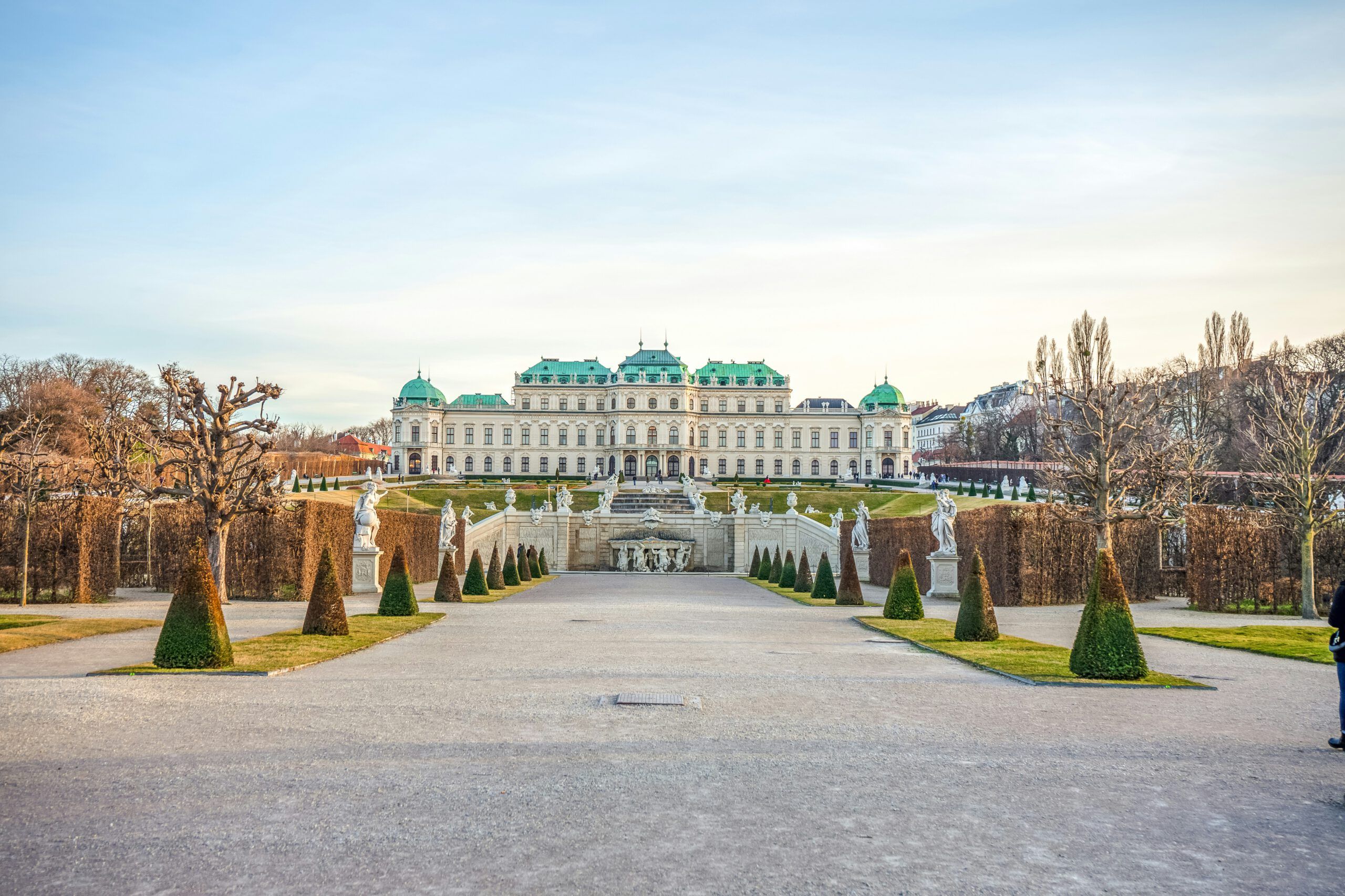 Barocke Gartenanlage mit Schloss in Wien